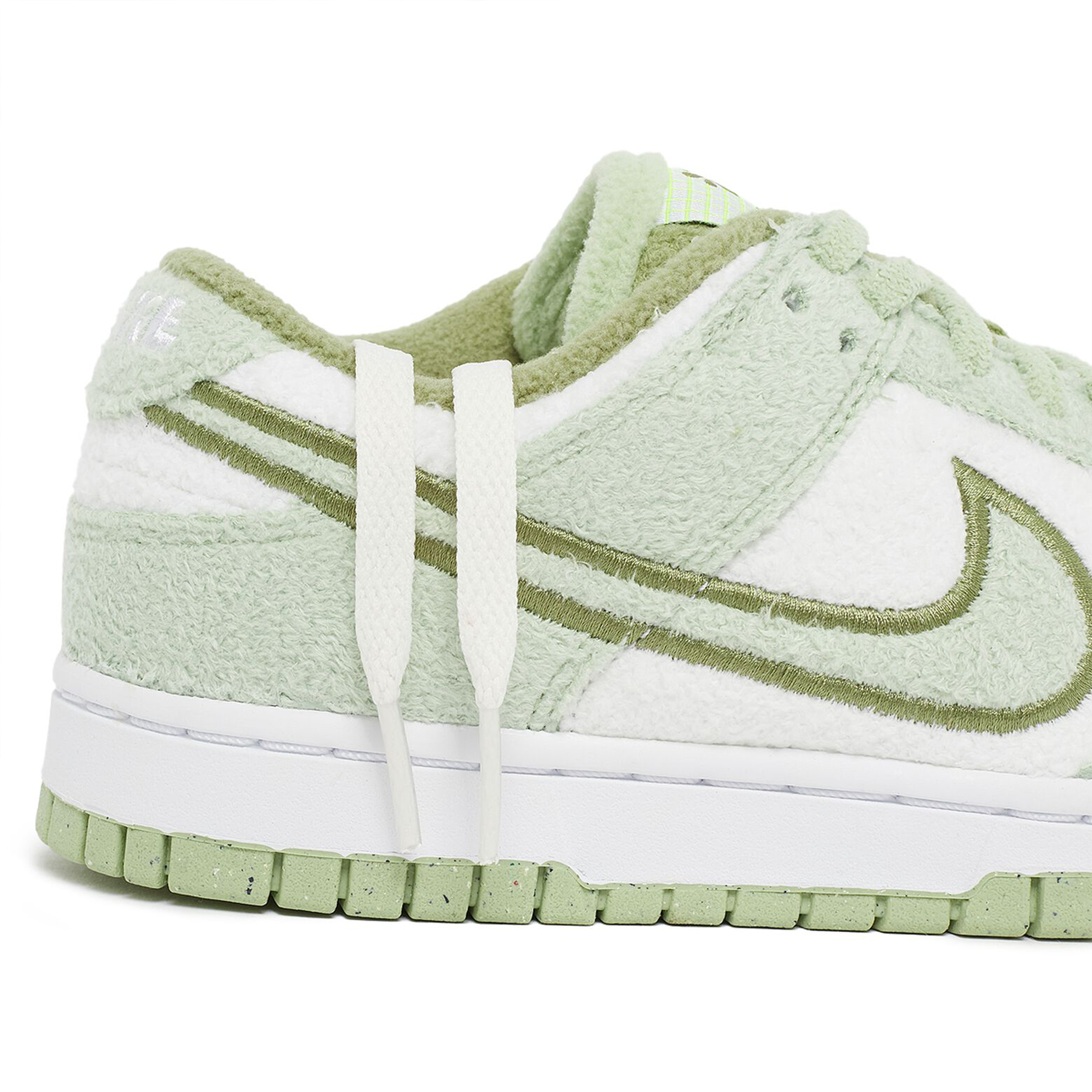 Nike Dunk Low (WMNS)  "Fleece Pack Honeydew"